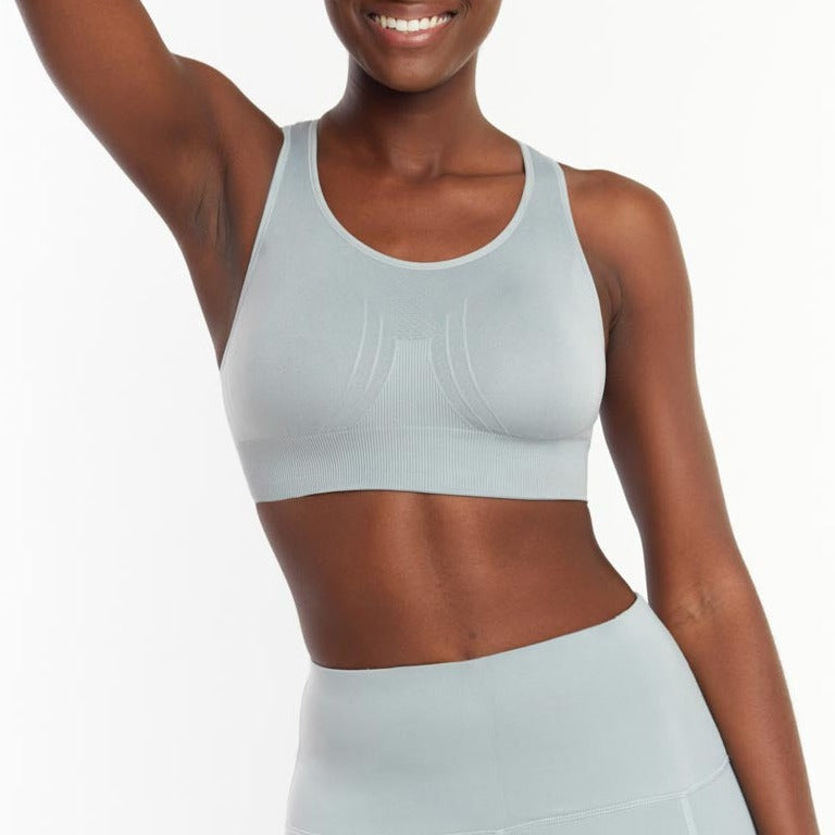 The Seamless Sports Bra (Sewn In Pads)